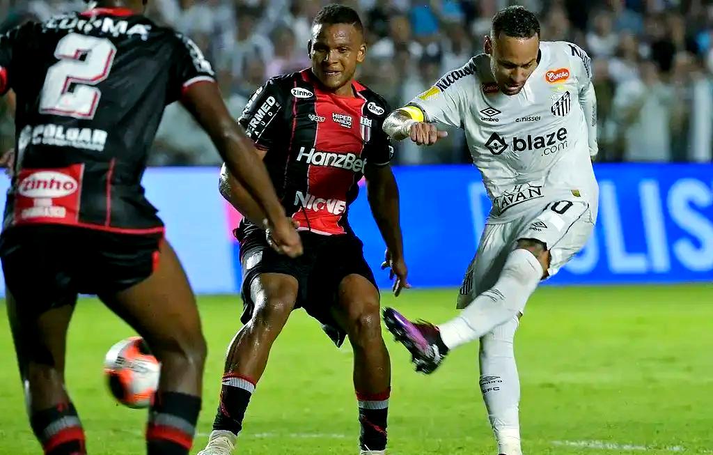 pg中国网站内马尔重返赛场，战术调整首场状态出色，日本队观众沸腾！再创辉煌时刻的简单介绍