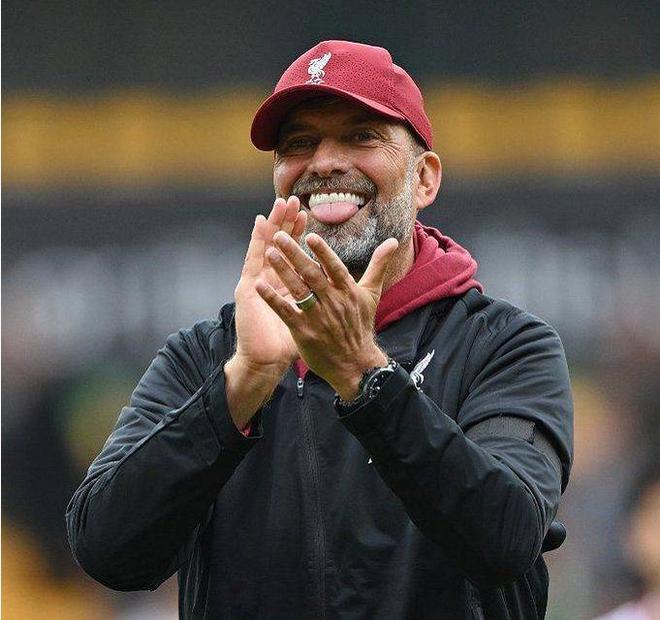 包含尤文图斯豪取连胜备战欧联辽宁本钢冲刺阶段战术微调，转会期洛杉矶湖人调整名单以备欧冠都惊呆了的词条